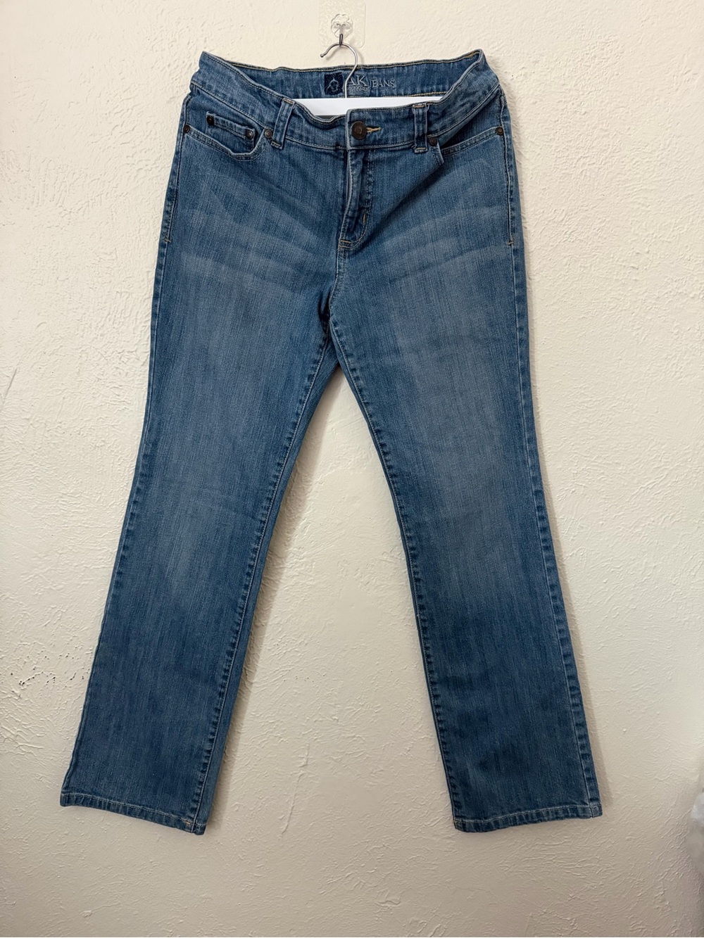 Anne Klein Classic Mid Blue Straight-Leg Jeans